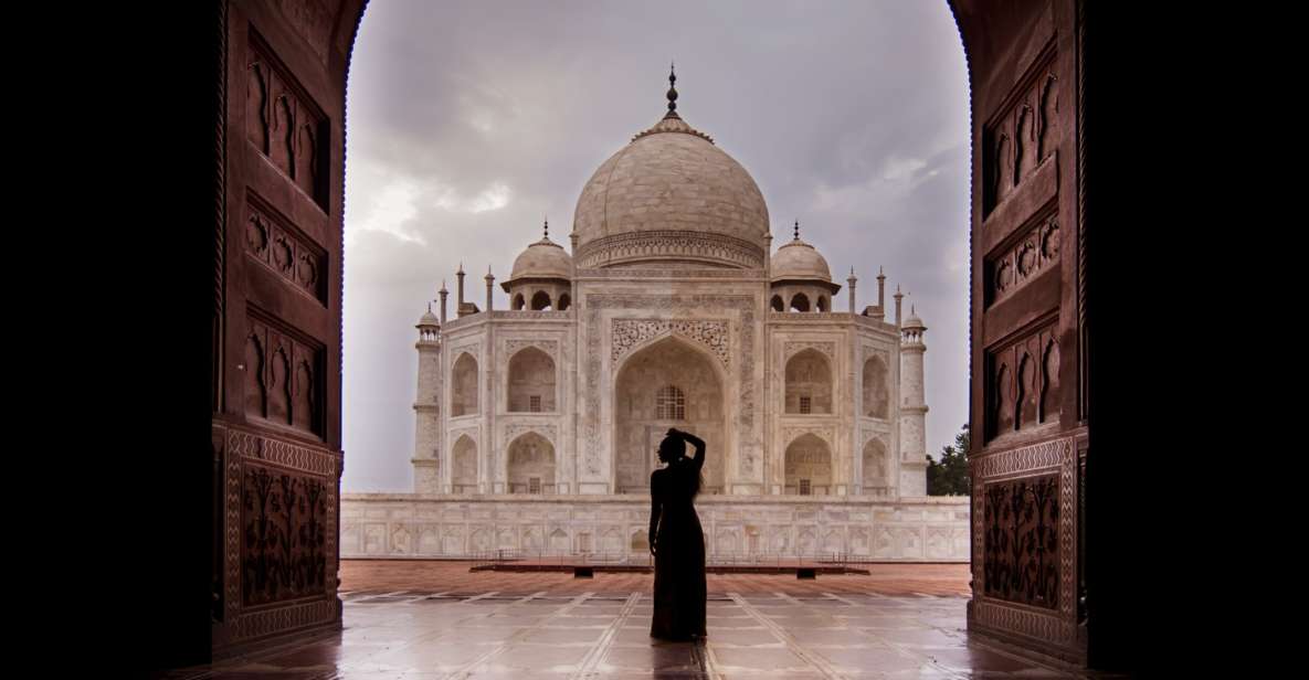 Private Same Day Transfer From Delhi to Jaipur via Taj Mahal - Key Points