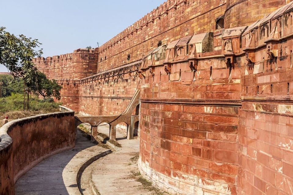 Private Tajmahal & Agra Fort Tour From Delhi by Train - Key Points