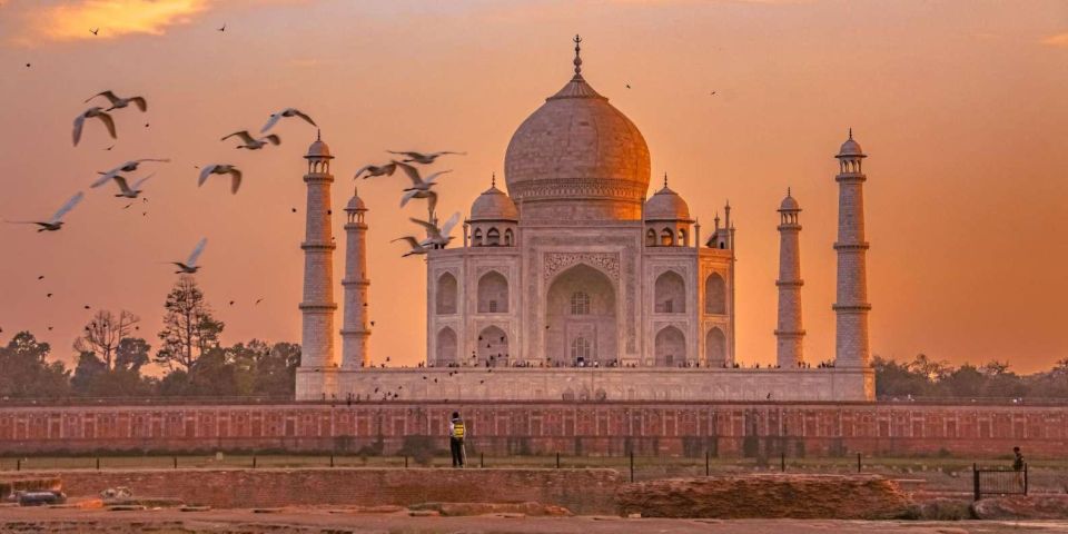 Super Luxury Agra Taj Mahal Sunrise Tour/Red Fort Baby Taj - Key Points