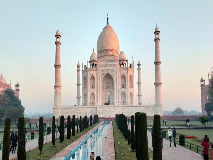 From Delhi: Sunrise Taj Mahal and Agra Fort Private Tour - Itinerary