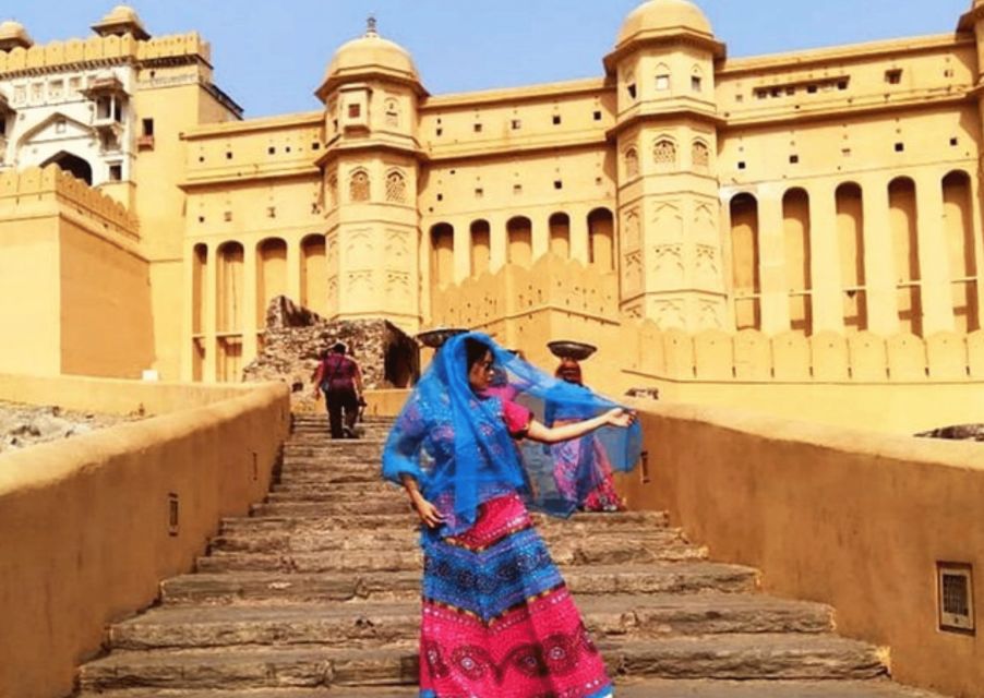 Forts & PalACes Tour of Jaipur Guided Tour With AC Car - Highlights