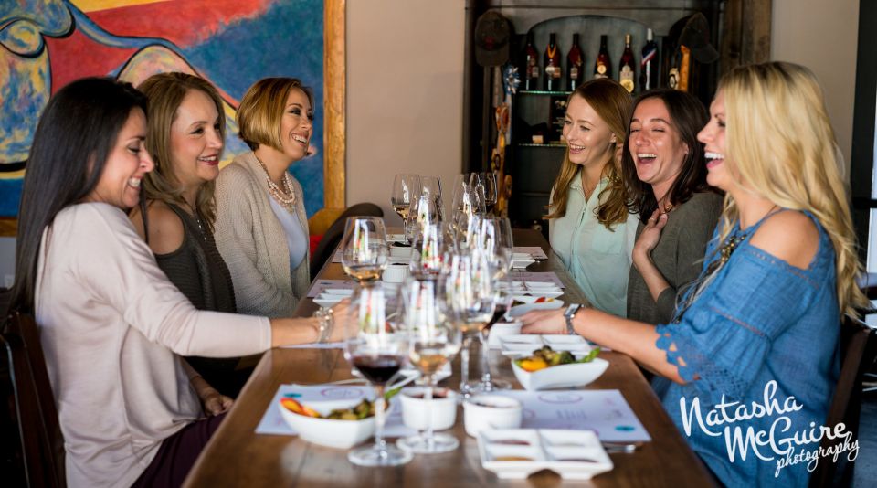 Healdsburg: Boutique Wine and Food Pairing Walking Tour - Experience Itinerary