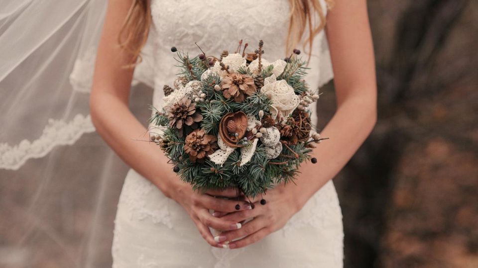 Private Making Your Own Wedding Bouquet Workshop in Paris - Workshop Experience