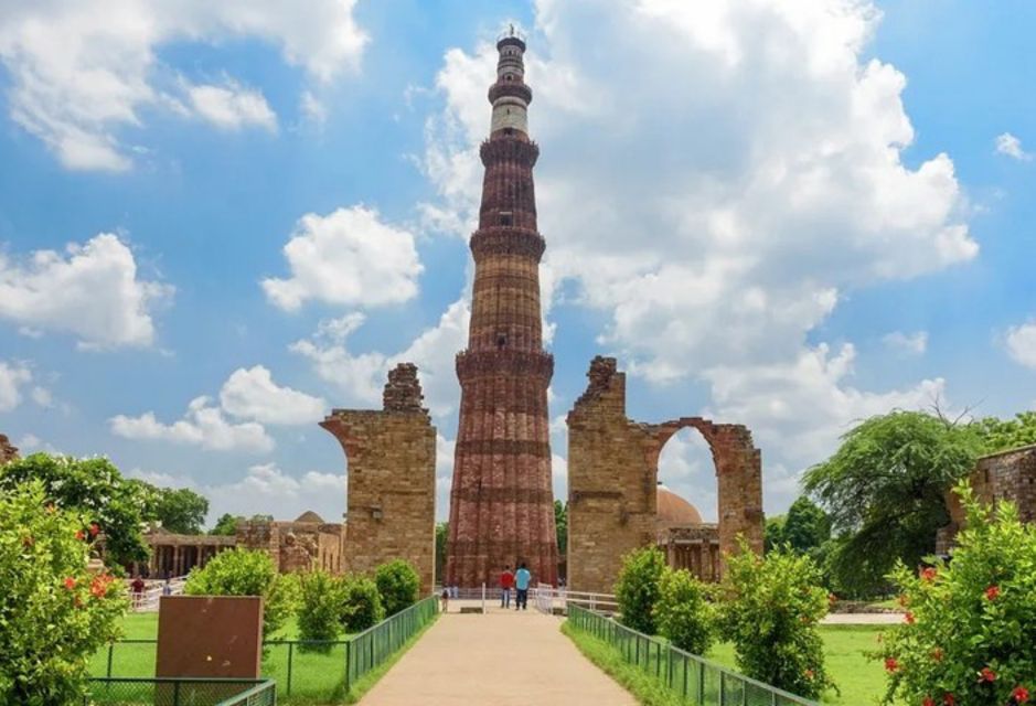 Delhi: Private Guided Sightseeing Tour of Old and New Delhi - Languages Available