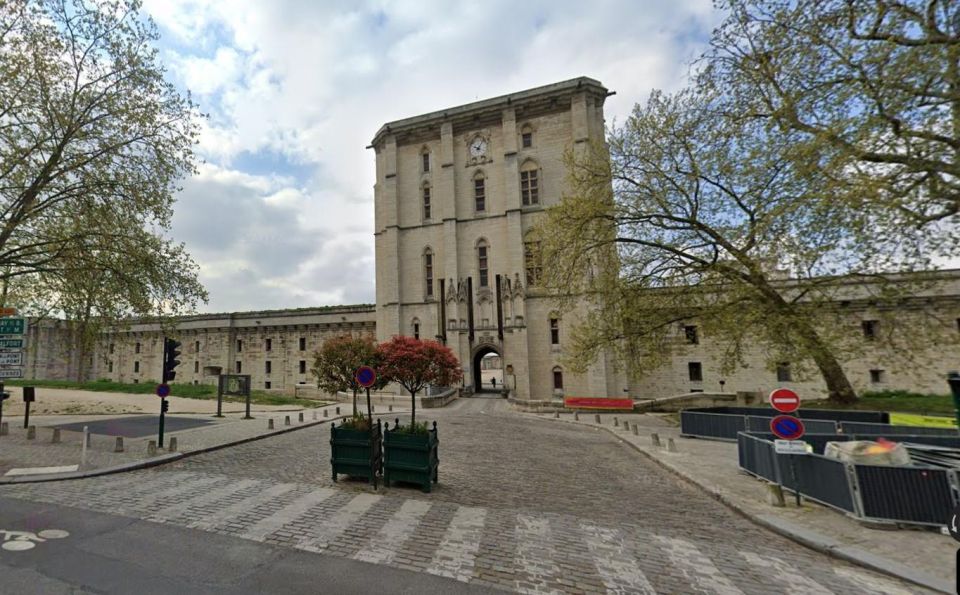 Vincennes Castle: Private Guided Tour With Entry Ticket - Common questions