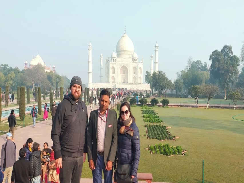From Delhi: Sunrise Taj Mahal and Agra Fort Private Tour - Tour Highlights