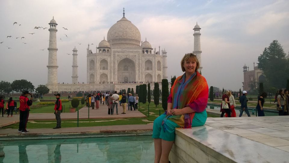 Same Day Tour of Incredible Taj Mahal From Delhi By Car - Key Points