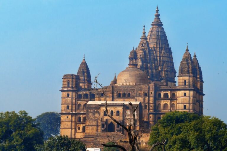 9-Hours Excursion Trip to Orchha From Khajuraho