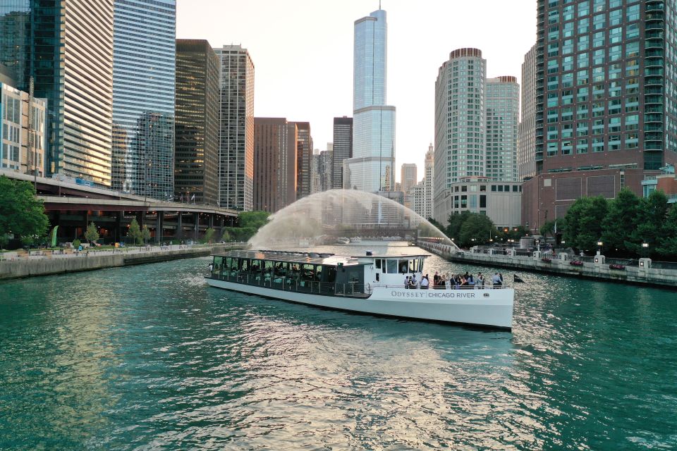 Chicago: Thanksgiving Gourmet Lunch Cruise on Chicago River - Overview