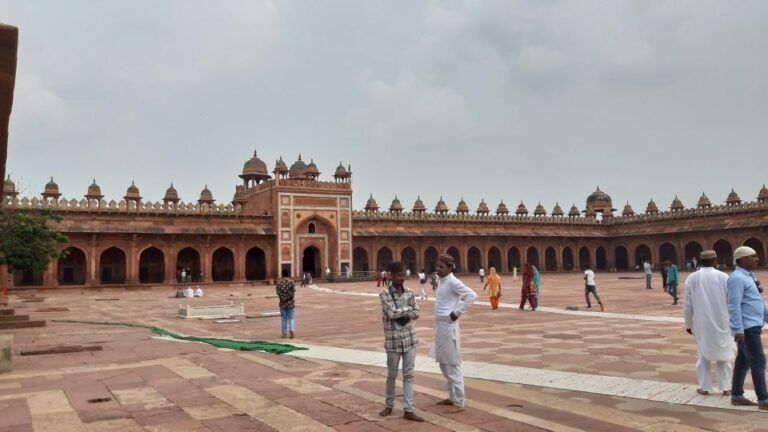 From Delhi: 2 Days Taj Mahal & Agra Tour With Fatehpur Sikri