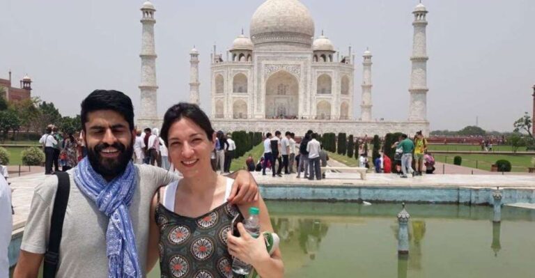 From Delhi: Overnight Taj Mahal & Agra Sightseen by Car