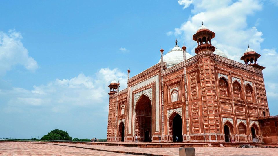 From Jaipur: Taj Mahal & Agra Private Day Trip With Transfer