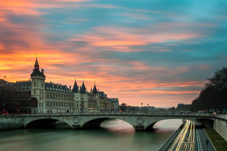 Magnificence on Every Corner – Paris Walking Tour