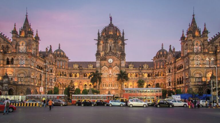 Mumbai: Private Full-Day City Tour by Car