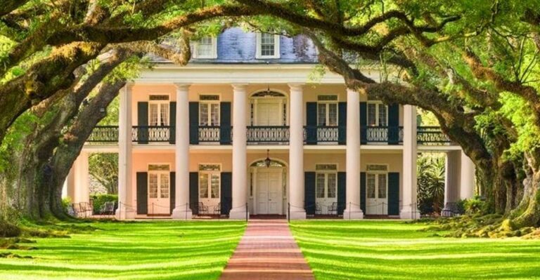 New Orleans: Oak Alley Plantation & City and Katrina Tour