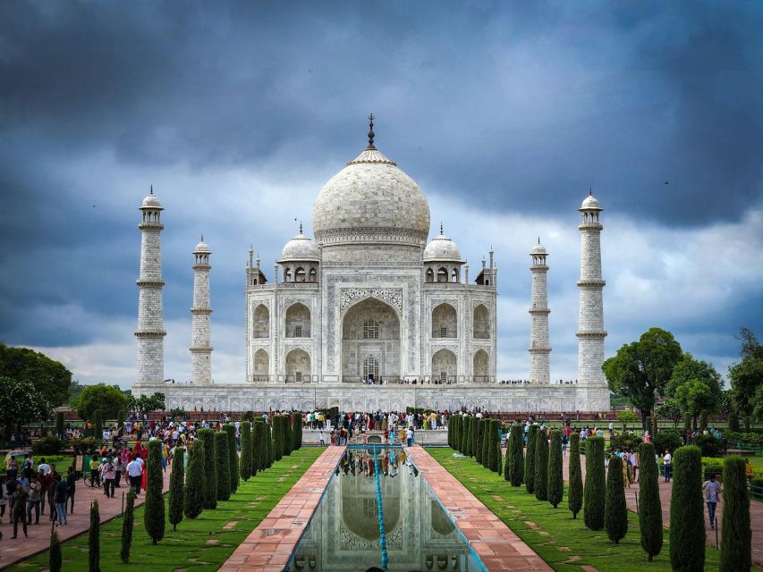 Skip The Line Private Tour to Taj Mahal and Agra Fort