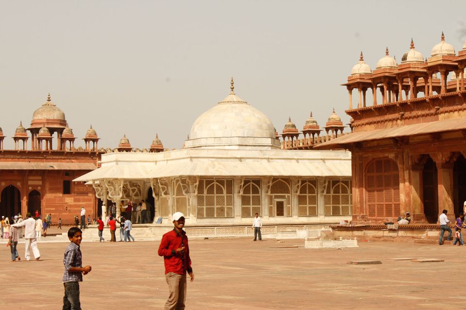 From Agra: Private Tour of Fatehpur Sikri - Key Points