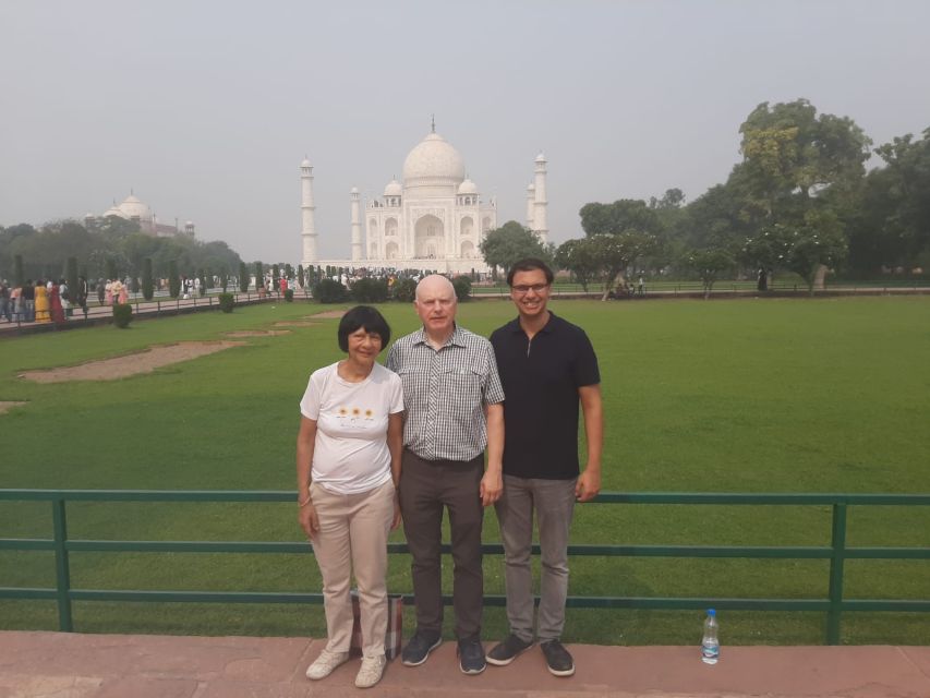 From New Delhi : 2 Days Delhi & Agra Tour by Car & Train. - Key Points