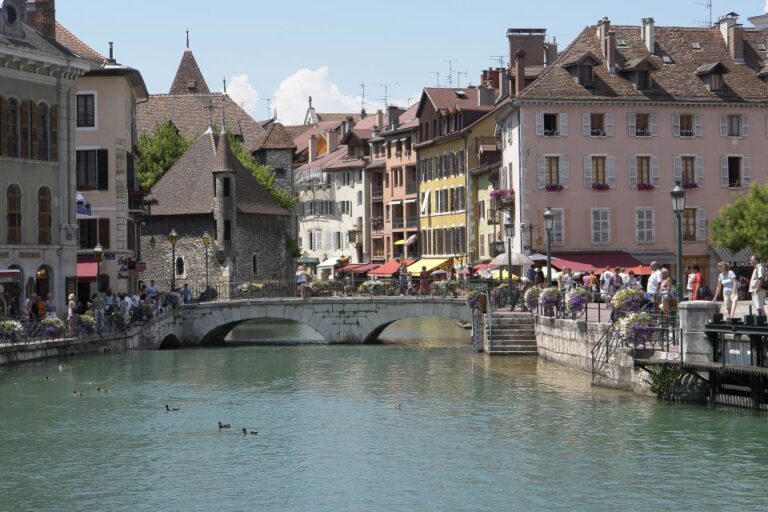 Annecy Private Guided Tour From Geneva