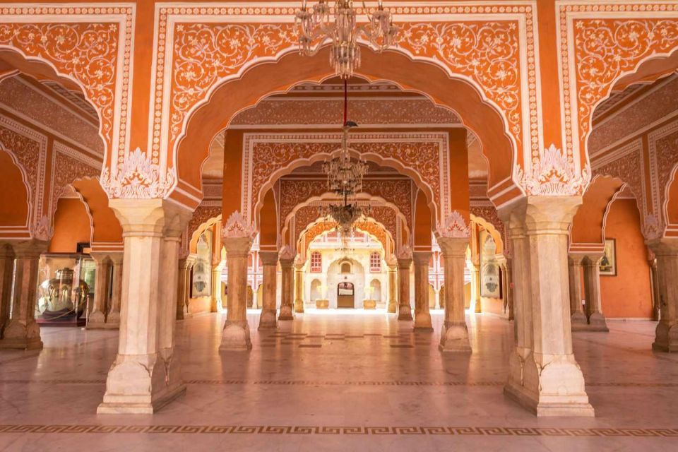 From Delhi: 1 Night 2 Days Agra Jaipur Golden Triangle Tour