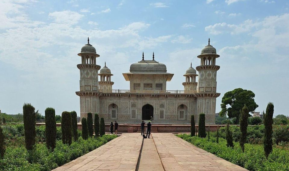 From Delhi: Private Taj Mahal Agra Fort & Baby Taj Day Trip - Trip Details