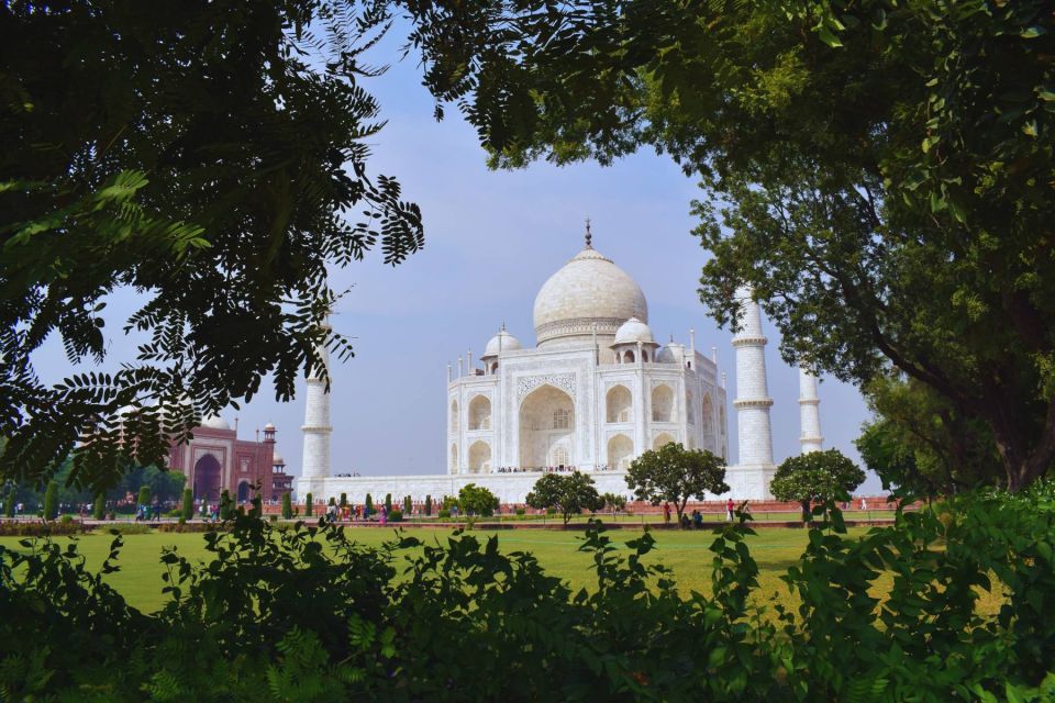 Same Day Delhi Agra Taj Mahal Tour by Car