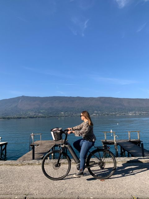 Veyrier-du-Lac: Electric Boat and Bike Experience