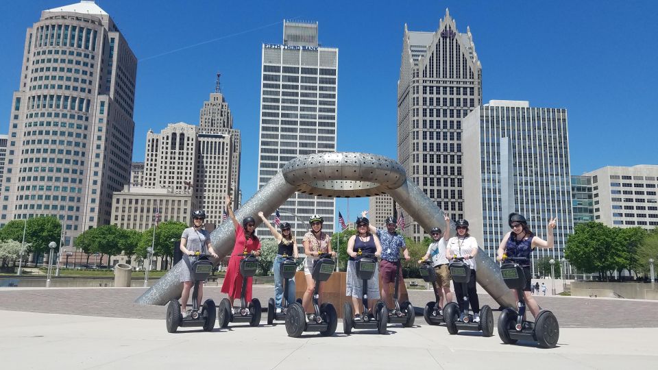 Detroit: Segway Tour Strait to the Point - Booking Information