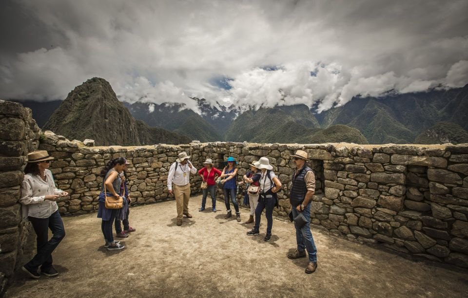 From Cusco: Machu Picchu Small Group Full-Day Tour - Activity Description