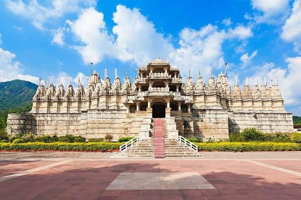 Kumbhalgarh Fort and Jain Temple From Jodhpur to Udaipur - Visit to Jain Temple