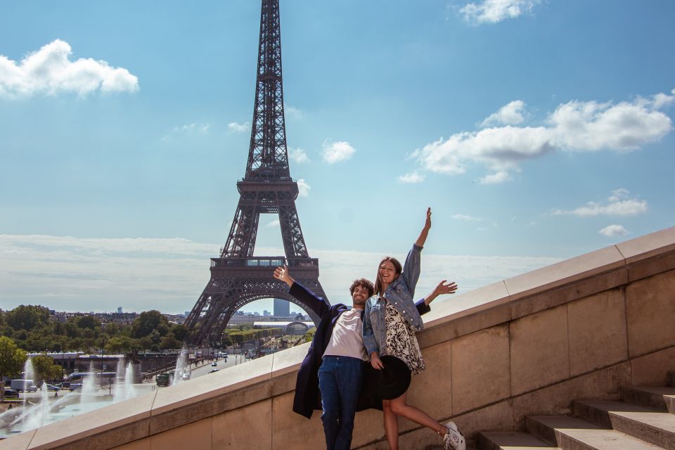 Paris: Private Photoshoot at the Eiffel Tower - Booking Information