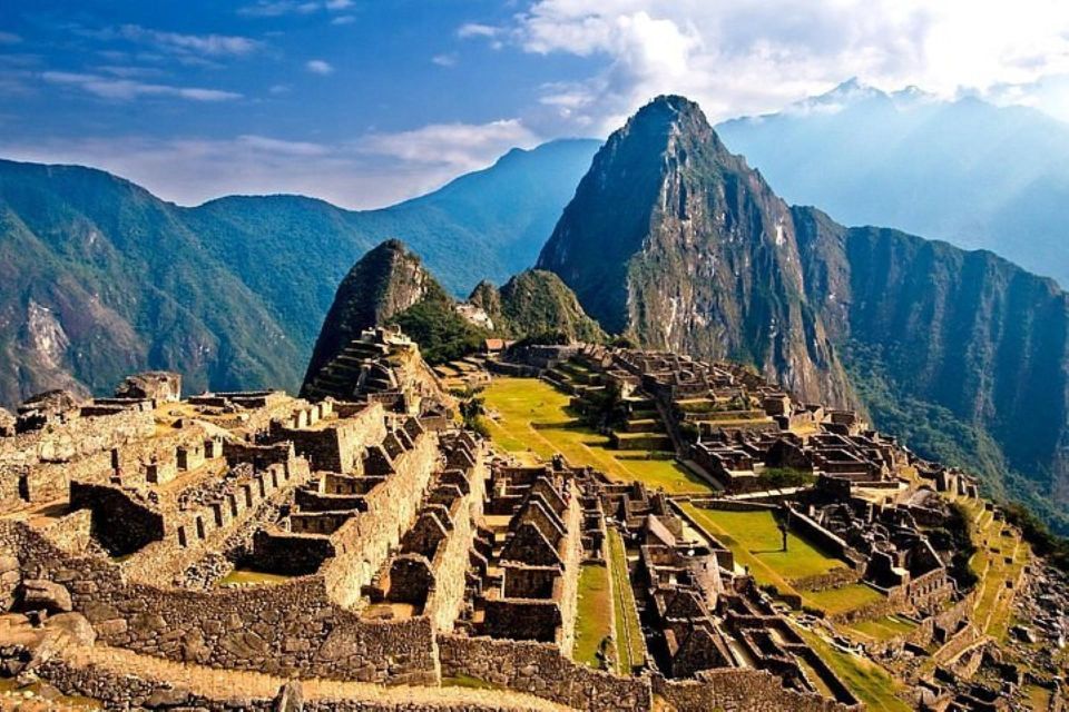 Cusco, Machu Picchu and Sacred Valley Tour 2 Days + Hotel and Train - Inclusions and Exclusions