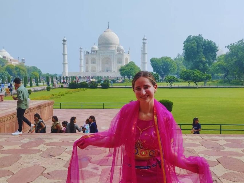 From Delhi: Same Day Taj Mahal, Agra Day Tour By Car - Experience