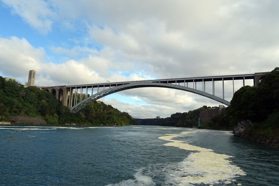 Niagara Falls, USA: Old Fort & Optional Maid of the Mist - Meeting Point