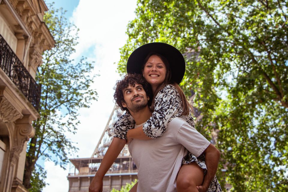 Paris: Private Photoshoot at the Eiffel Tower - Inclusions