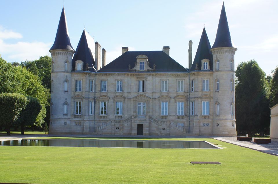 Bordeaux: Medoc Tour in a Small Group (Luxury Mercedes Eqv) - Important Information for Participants