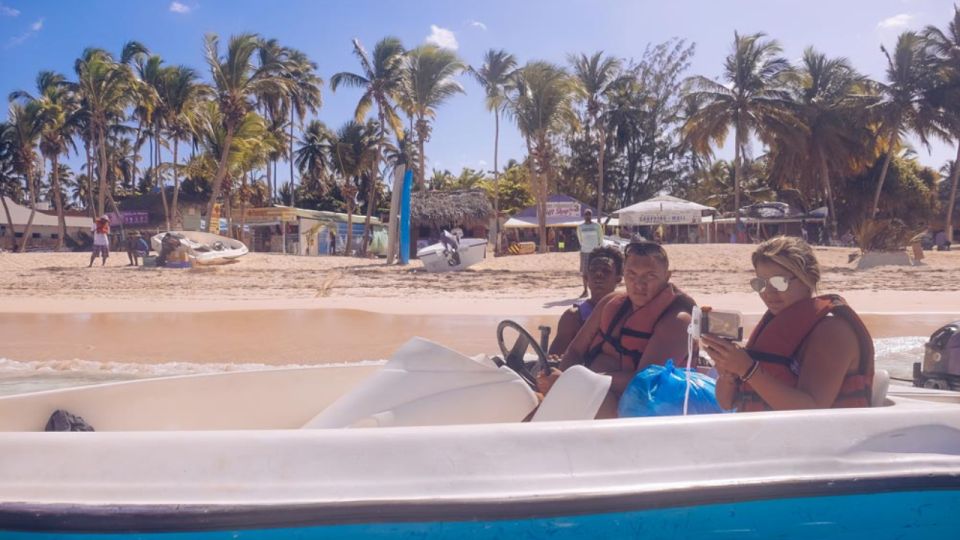 Punta Cana: Guided Speedboat Experience on the Coast - Inclusions in the Package