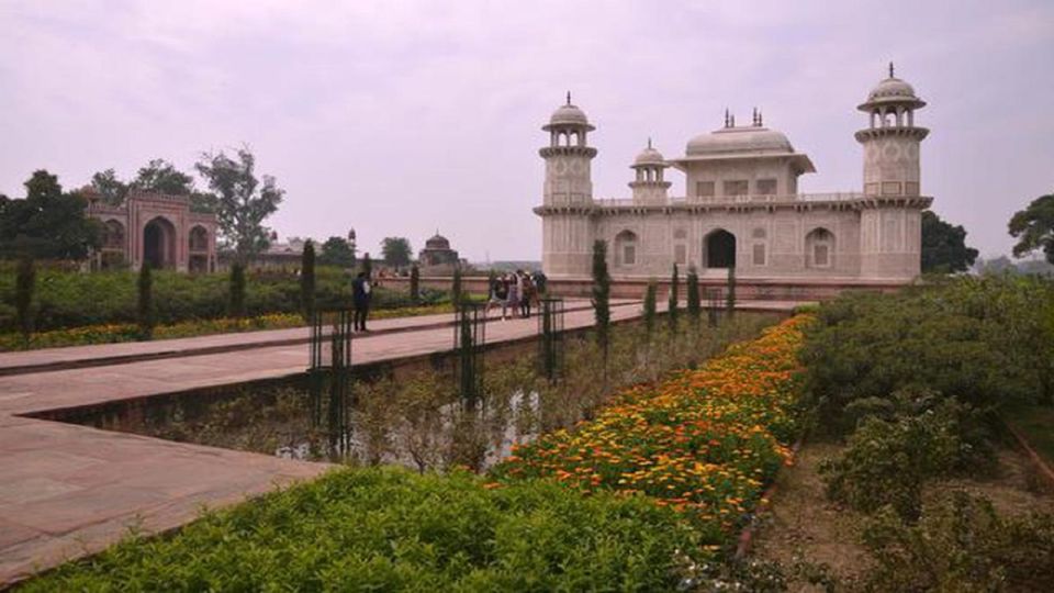 From Delhi: Agra City Sightseeing Tour With Guide & Driver - Booking Information