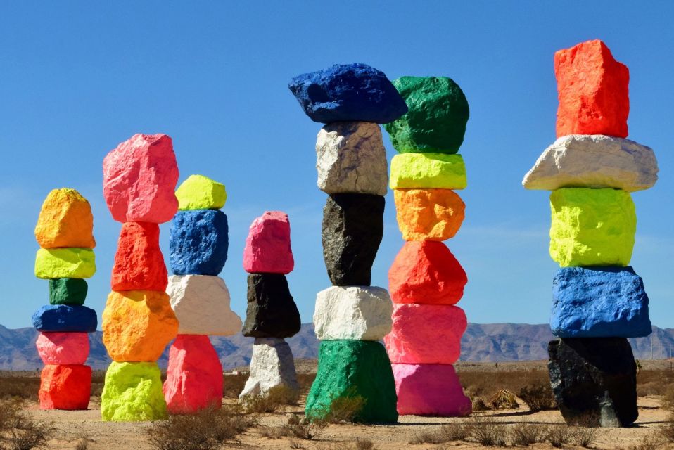 Las Vegas: Mojave, Red Rock Sign and 7 Magic Mountains Tour - Red Rock Canyon Experience