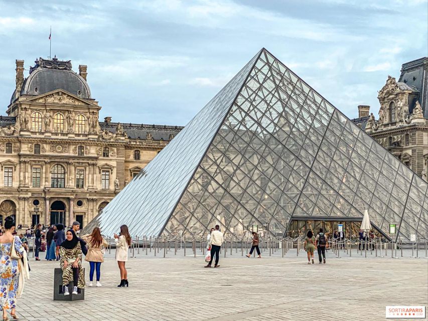 Paris: Private City Tour for 1 to 3 People - Tour Itinerary and Stops