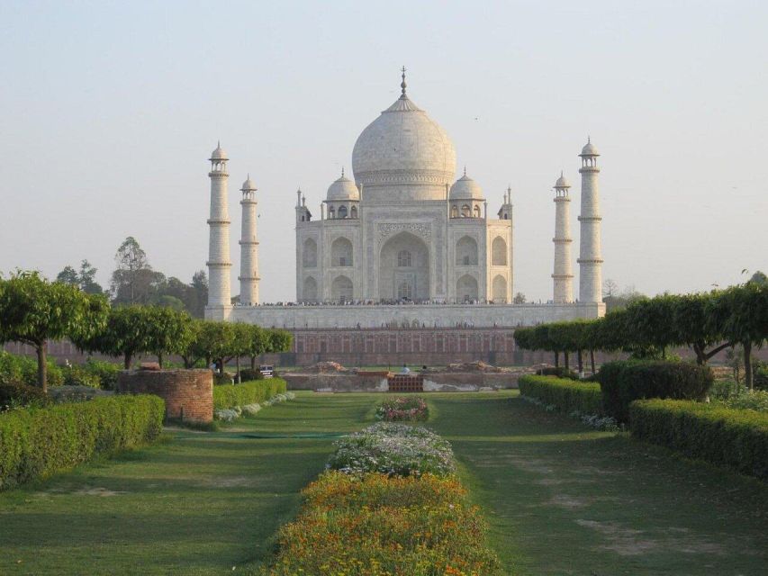 From Delhi: Sunrise Taj Mahal, Agra Fort and Baby Taj Tour - Common questions