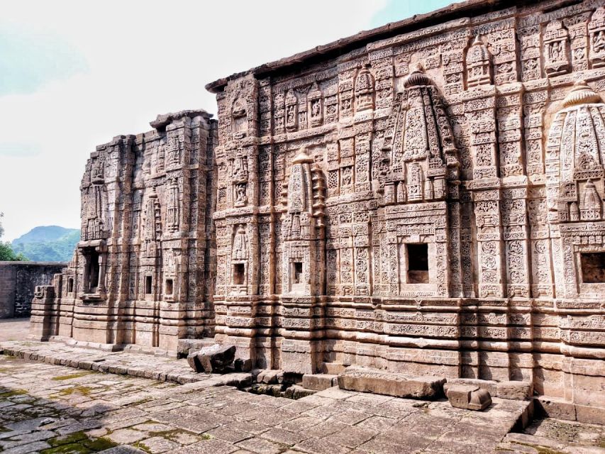 Historical Tour, Kangra Fort &Rock Cut Temple From Dharmasla - Common questions