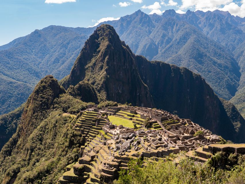 Short Inca Trail Trek to MachuPicchu - Premium Tour - Common questions