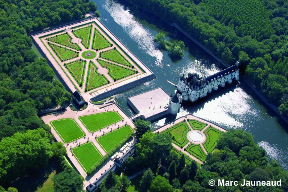 Tours/Amboise: Chambord, Chenonceau Day Trip & Wine Tasting - Tour Sum Up and Drop-Off Points