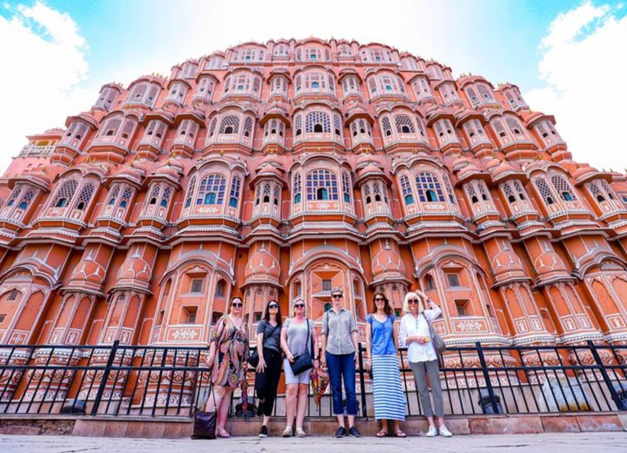 From New Delhi: Private Jaipur City Tour by Bus - Key Points