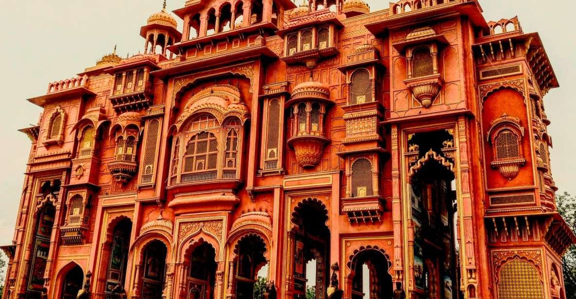 Jaipur: Private Sightseeing Day Tour With Guide by Car - Key Points