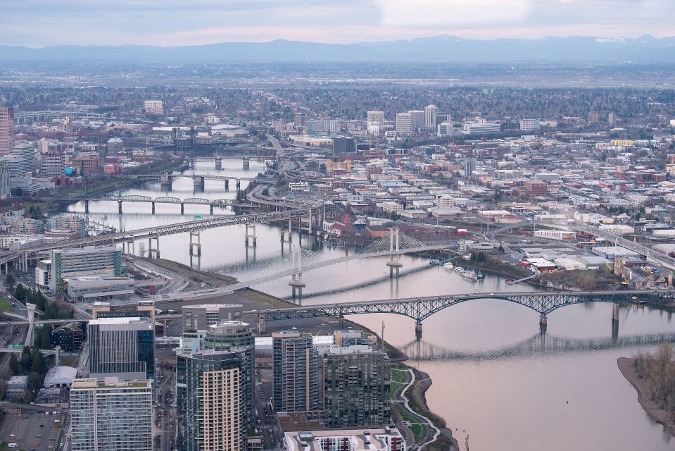 Portland: Downtown Helicopter Tour With Narration - Key Points