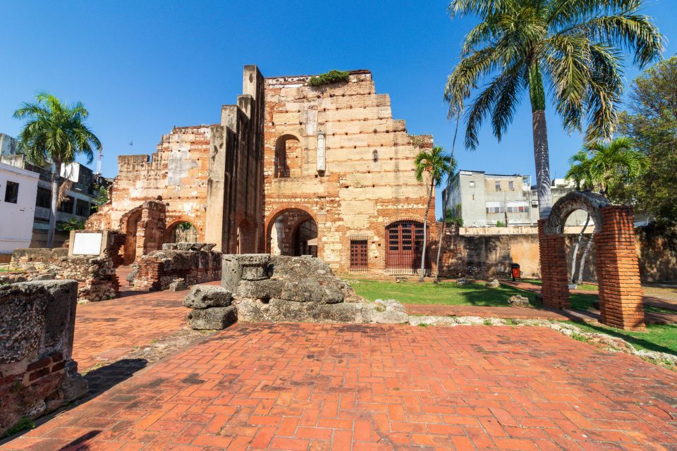 Santo Domingo City Tour: Colonial City, Los Tres Ojos, Lunch - Key Points