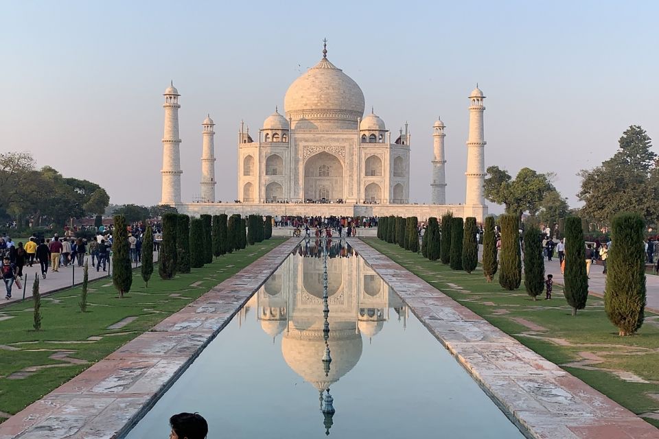 Tajmahal With Mausoleum Skip The Line Ticket With Guide - Key Points