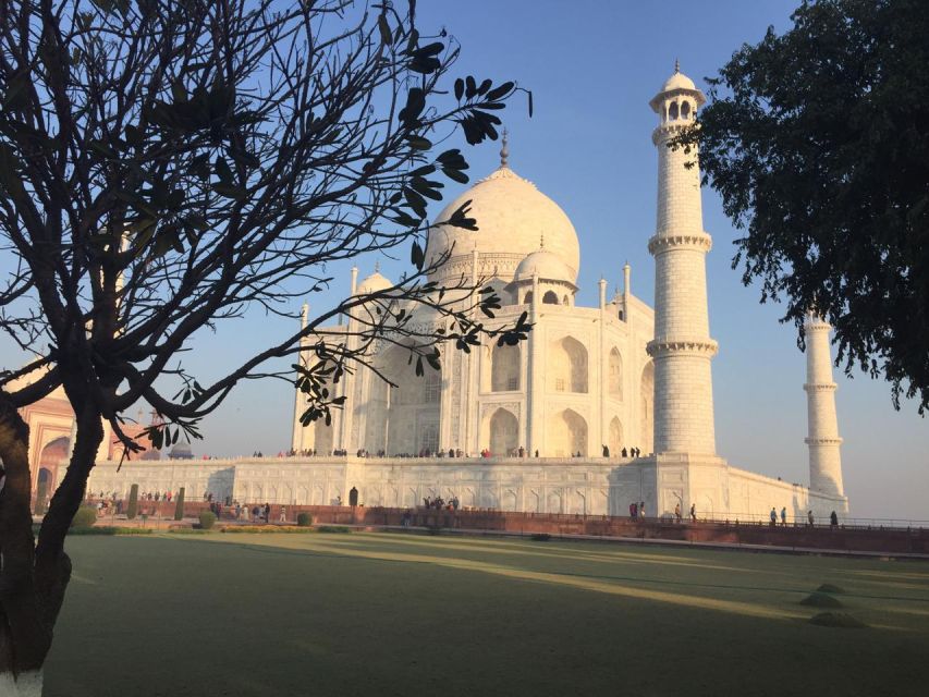 From Delhi: Same Day Taj Mahal Tour by Car With Chauffeur - Tour Details